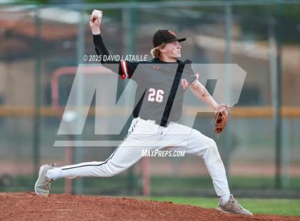 Thumbnail 3 in Grand Junction vs. Windsor (CHSAA 4A Regional Final Game 3) photogallery.