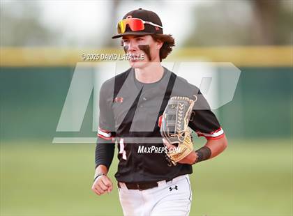 Thumbnail 3 in Grand Junction vs. Windsor (CHSAA 4A Regional Final Game 3) photogallery.