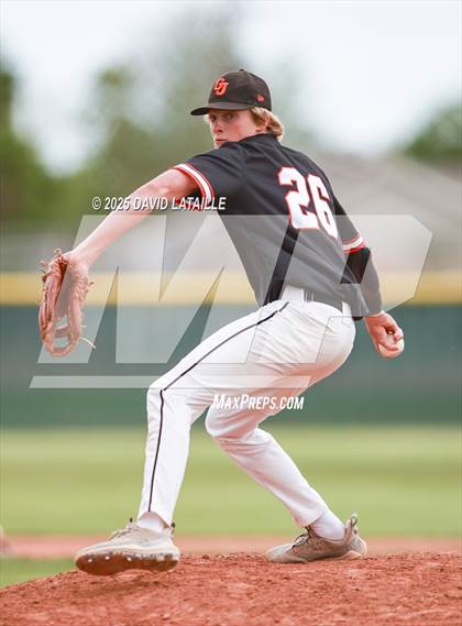 Thumbnail 1 in Grand Junction vs. Windsor (CHSAA 4A Regional Final Game 3) photogallery.