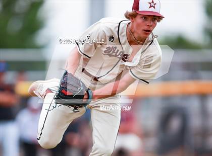 Thumbnail 3 in Grand Junction vs. Windsor (CHSAA 4A Regional Final Game 3) photogallery.