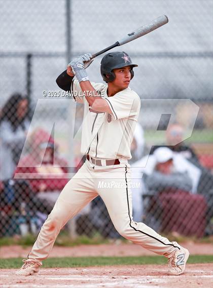 Thumbnail 3 in Grand Junction vs. Windsor (CHSAA 4A Regional Final Game 3) photogallery.