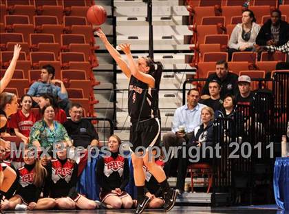 Thumbnail 3 in Portland vs. Cromwell (CIAC Class S Final) photogallery.