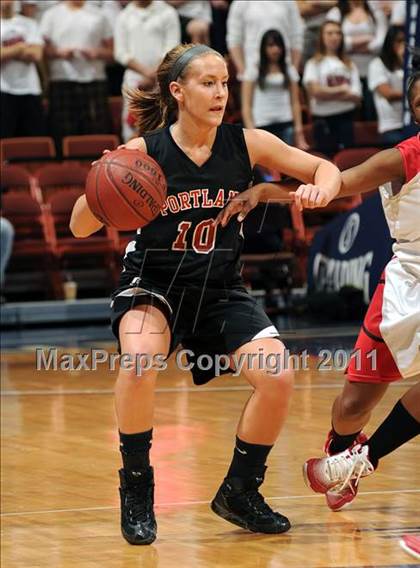 Thumbnail 1 in Portland vs. Cromwell (CIAC Class S Final) photogallery.