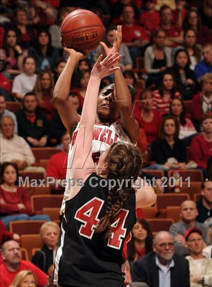 Thumbnail 2 in Portland vs. Cromwell (CIAC Class S Final) photogallery.