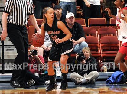 Thumbnail 1 in Portland vs. Cromwell (CIAC Class S Final) photogallery.