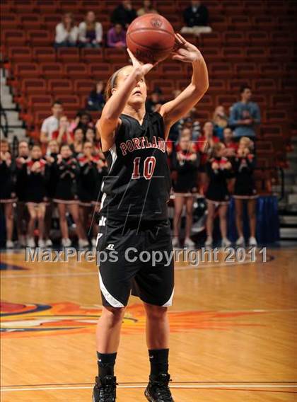 Thumbnail 3 in Portland vs. Cromwell (CIAC Class S Final) photogallery.