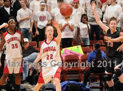 Thumbnail 1 in Portland vs. Cromwell (CIAC Class S Final) photogallery.