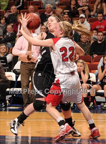 Thumbnail 2 in Portland vs. Cromwell (CIAC Class S Final) photogallery.