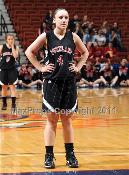 Thumbnail 2 in Portland vs. Cromwell (CIAC Class S Final) photogallery.