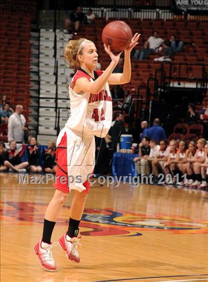 Thumbnail 2 in Portland vs. Cromwell (CIAC Class S Final) photogallery.