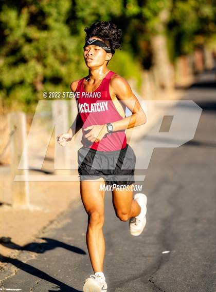 Thumbnail 1 in SJS Metro League Center Meet #1 photogallery.