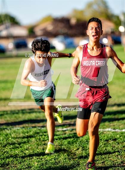 Thumbnail 2 in SJS Metro League Center Meet #1 photogallery.