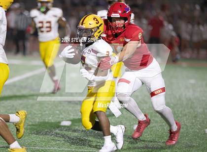 Thumbnail 3 in Cathedral Catholic vs. Mountain Pointe (Honor Bowl) photogallery.