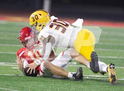 Thumbnail 2 in Cathedral Catholic vs. Mountain Pointe (Honor Bowl) photogallery.