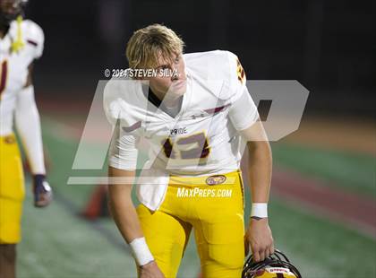 Thumbnail 2 in Cathedral Catholic vs. Mountain Pointe (Honor Bowl) photogallery.