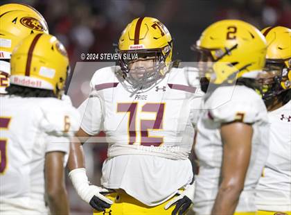 Thumbnail 3 in Cathedral Catholic vs. Mountain Pointe (Honor Bowl) photogallery.