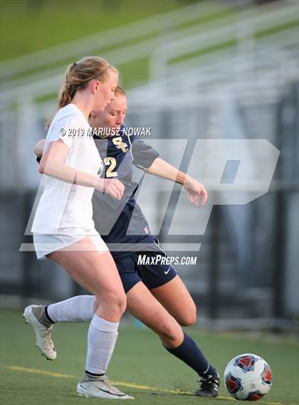 Thumbnail 3 in Stoney Creek vs Lake Orion (MHSAA District Playoff) photogallery.