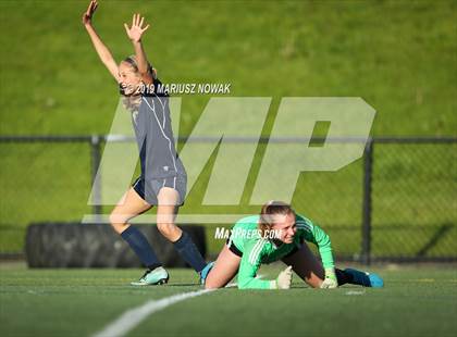 Thumbnail 2 in Stoney Creek vs Lake Orion (MHSAA District Playoff) photogallery.