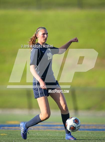 Thumbnail 3 in Stoney Creek vs Lake Orion (MHSAA District Playoff) photogallery.