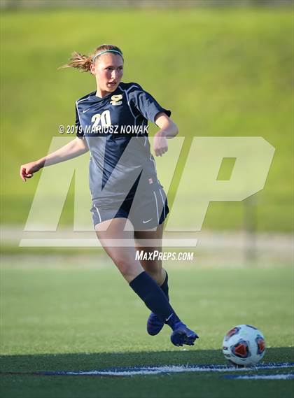 Thumbnail 2 in Stoney Creek vs Lake Orion (MHSAA District Playoff) photogallery.