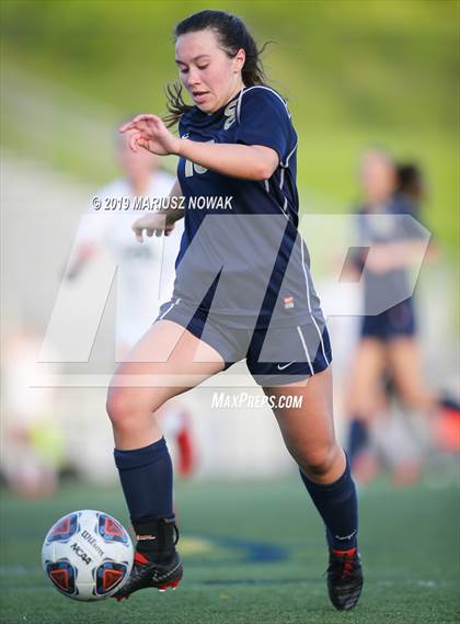 Thumbnail 2 in Stoney Creek vs Lake Orion (MHSAA District Playoff) photogallery.