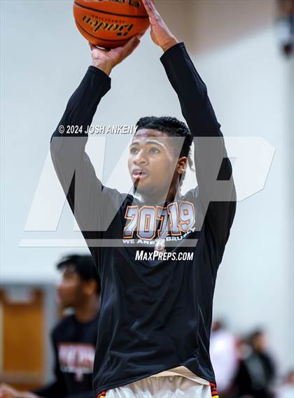 Thumbnail 1 in Jennings @ Brusly (LHSAA Division 2 Non-Select Round 2) photogallery.