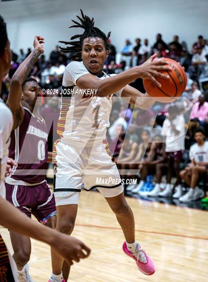 Thumbnail 3 in Jennings @ Brusly (LHSAA Division 2 Non-Select Round 2) photogallery.