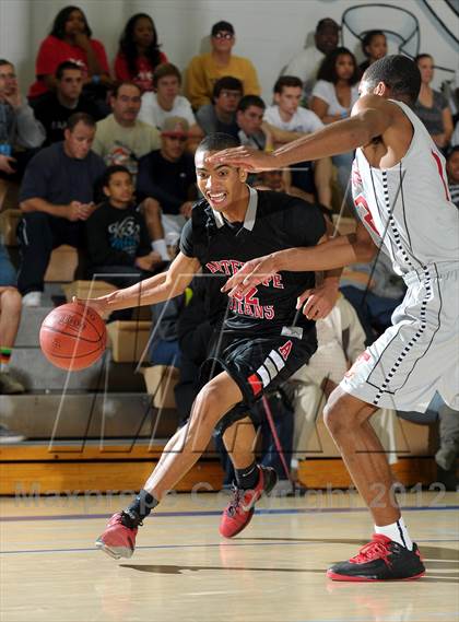 Thumbnail 1 in Antelope vs. Fort Bend Travis (MaxPreps Holiday Classic) photogallery.