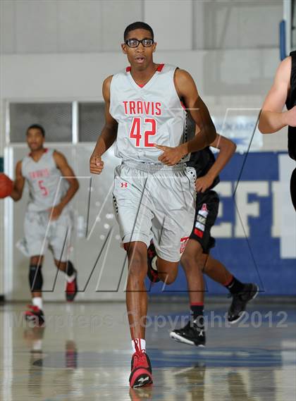 Thumbnail 3 in Antelope vs. Fort Bend Travis (MaxPreps Holiday Classic) photogallery.