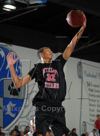 Thumbnail 2 in Antelope vs. Fort Bend Travis (MaxPreps Holiday Classic) photogallery.