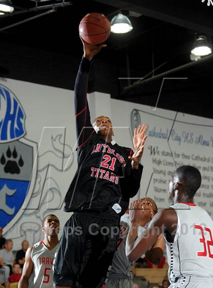 Thumbnail 2 in Antelope vs. Fort Bend Travis (MaxPreps Holiday Classic) photogallery.