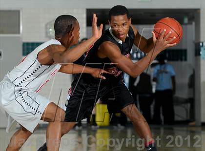Thumbnail 2 in Antelope vs. Fort Bend Travis (MaxPreps Holiday Classic) photogallery.