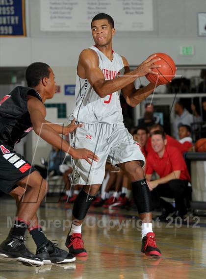Thumbnail 3 in Antelope vs. Fort Bend Travis (MaxPreps Holiday Classic) photogallery.