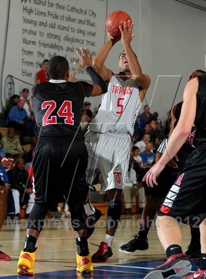 Thumbnail 2 in Antelope vs. Fort Bend Travis (MaxPreps Holiday Classic) photogallery.