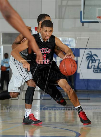 Thumbnail 3 in Antelope vs. Fort Bend Travis (MaxPreps Holiday Classic) photogallery.