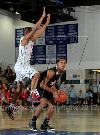 Thumbnail 3 in Antelope vs. Fort Bend Travis (MaxPreps Holiday Classic) photogallery.