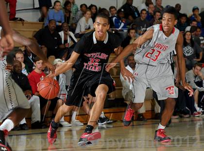 Thumbnail 2 in Antelope vs. Fort Bend Travis (MaxPreps Holiday Classic) photogallery.