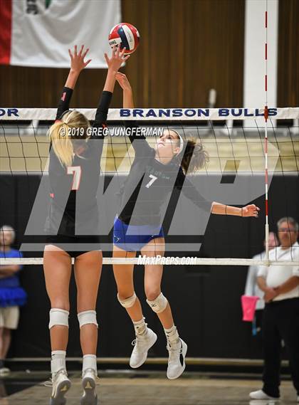 Thumbnail 1 in Redwood @ Branson (MCAL Semi-Final) photogallery.