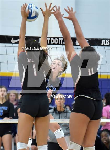 Thumbnail 2 in 'Iolani vs. Walton (Durango Fall Classic) photogallery.