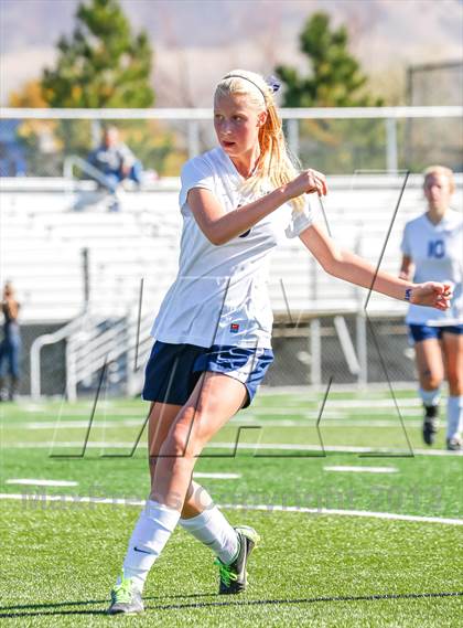 Thumbnail 2 in East vs Skyline (UHSAA 4A Semifinal) photogallery.
