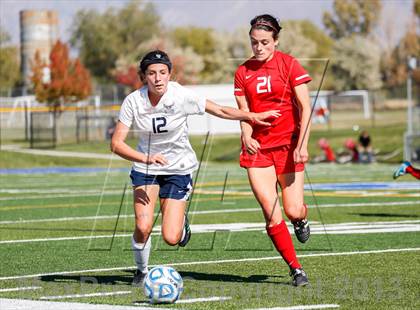 Thumbnail 1 in East vs Skyline (UHSAA 4A Semifinal) photogallery.