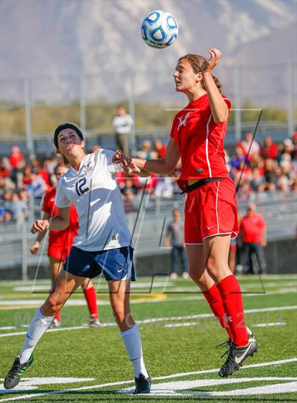 Thumbnail 1 in East vs Skyline (UHSAA 4A Semifinal) photogallery.