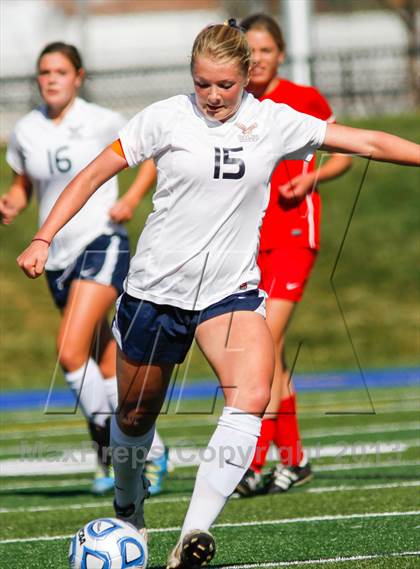 Thumbnail 1 in East vs Skyline (UHSAA 4A Semifinal) photogallery.
