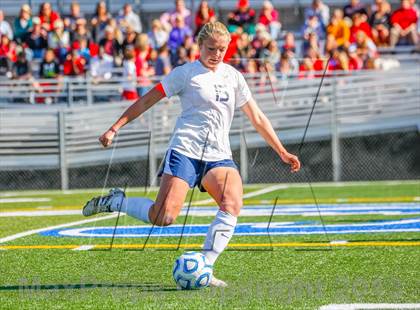 Thumbnail 1 in East vs Skyline (UHSAA 4A Semifinal) photogallery.