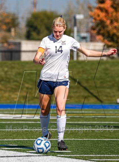 Thumbnail 2 in East vs Skyline (UHSAA 4A Semifinal) photogallery.