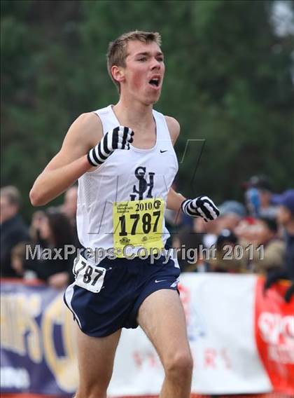 Thumbnail 1 in CIF State Cross Country Championships (D3 Boys) photogallery.