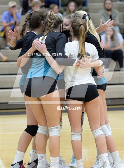 Thumbnail 1 in La Salle @ Aliso Niguel (CIF SS D2 Semifinal) photogallery.
