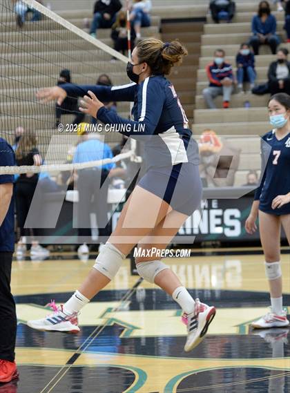 Thumbnail 2 in La Salle @ Aliso Niguel (CIF SS D2 Semifinal) photogallery.