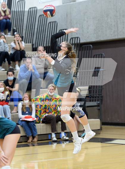 Thumbnail 3 in La Salle @ Aliso Niguel (CIF SS D2 Semifinal) photogallery.
