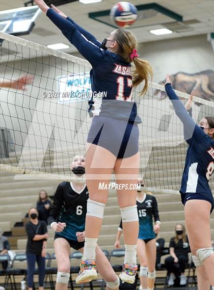 Thumbnail 1 in La Salle @ Aliso Niguel (CIF SS D2 Semifinal) photogallery.